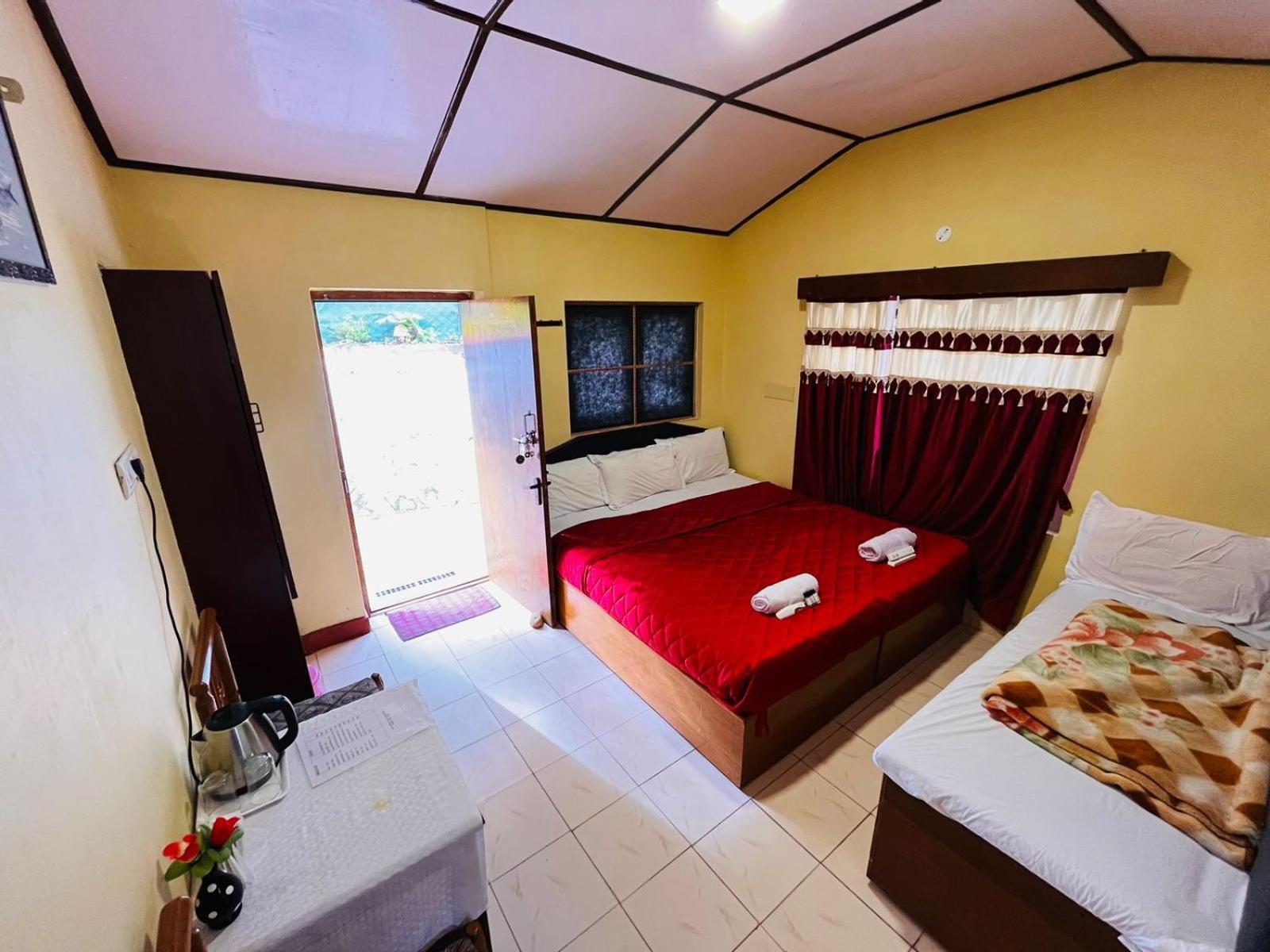 Brickhouse Homestay *